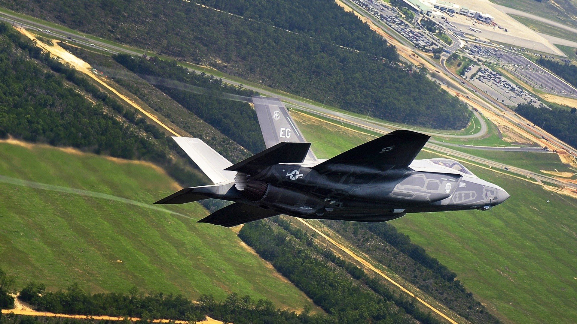 DOTA 2全球粉丝见面会举行,dota 2国际邀请赛英雄联盟全球总决赛